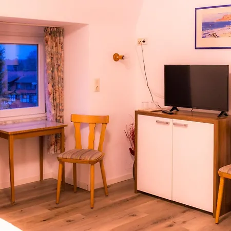 بيت ضيافة Rebstock 3*